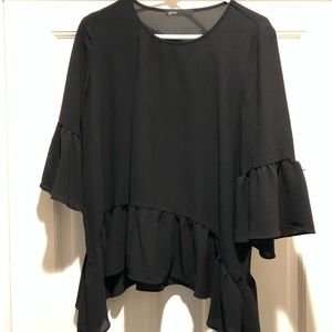 Gibson Ruffled Handkerchief Hem Top- Small- Black